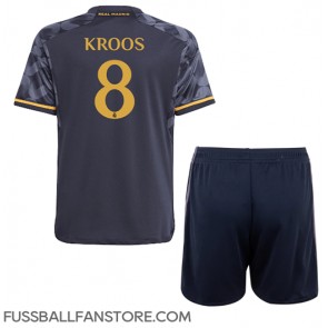 Real Madrid Toni Kroos #8 Replik Auswärtstrikot Kinder 2023-24 Kurzarm (+ Kurze Hosen)